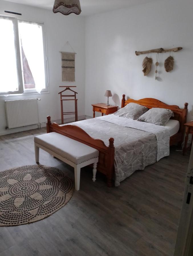 Ferienwohnung La Riviere Damazan Exterior foto